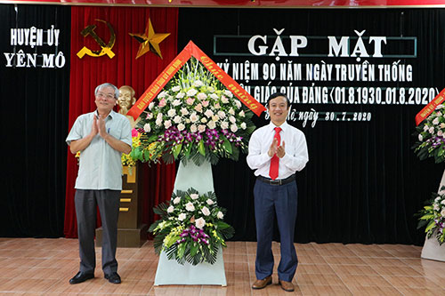 Ban Tuyên giáo Huyện ủy gặp mặt Kỷ niệm 90 năm ngày truyền thống ngành Tuyên giáo của Đảng (01/8/1930-01/8/2020)