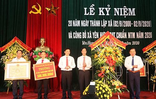 Yên Hưng kỷ niệm 20 năm thành lập xã và đón Bằng Công nhận đạt chuẩn nông thôn mới năm 2020