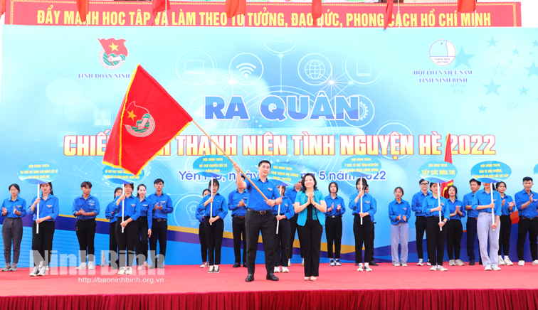 Ra quân chiến dịch "Thanh niên Tình nguyện hè 2022"